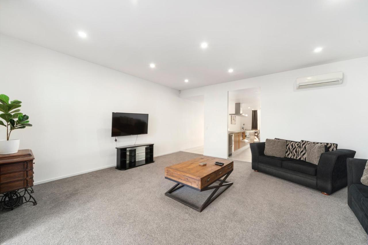 Lakeview Luxury - Taupo Holiday Apartment Εξωτερικό φωτογραφία